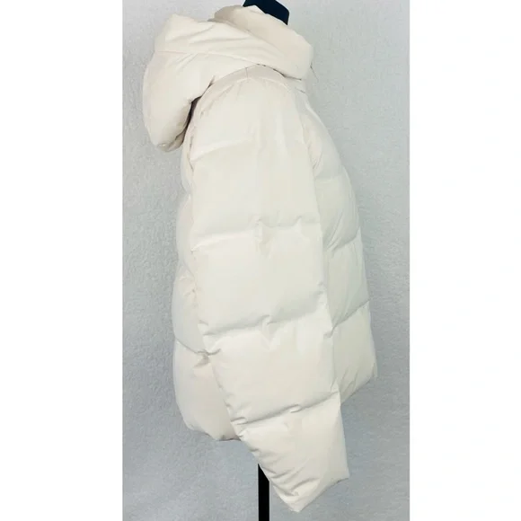 UNIQLO • Cream Seamless Hooded Down Puffer Jacket, XS - Picture 6 of 16